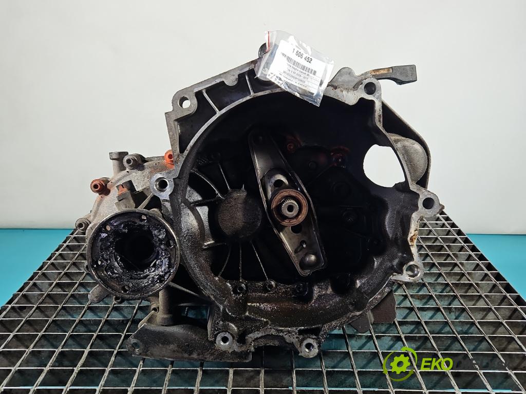 Vw Polo V 6R 2009-2017 1.4 16V 86 HP manual 63 kW 1390 cm3 5- prevodovka stupeň,rýchlosť manual LVE