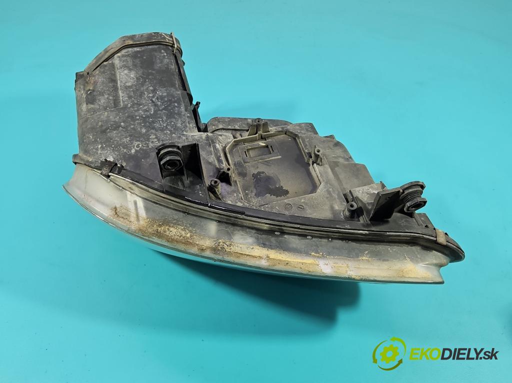 Vw Touran I 2003-2015 1.9 tdi 101 HP manual 74 kW 1896 cm3 5- Reflektor: ľavý 1T0941005D (Kľučka dverí ostatné)
