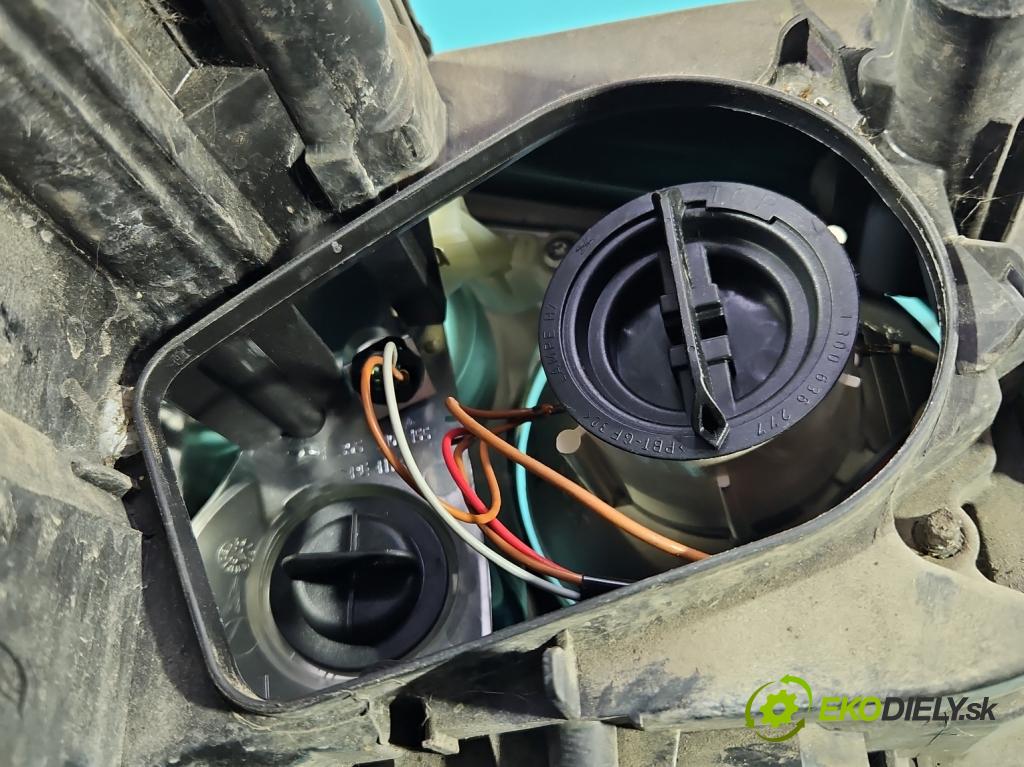 Vw Touran I 2003-2015 1.9 tdi 101 HP manual 74 kW 1896 cm3 5- Reflektor: ľavý 1T0941005D (Kľučka dverí ostatné)