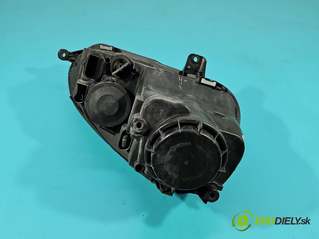 Vw Jetta V 2005-2010 1.4 TSI CAX 122 HP manual 90 kW 1390 cm3 4- Reflektor: ľavý 1K6941005P (Kľučka dverí ostatné)