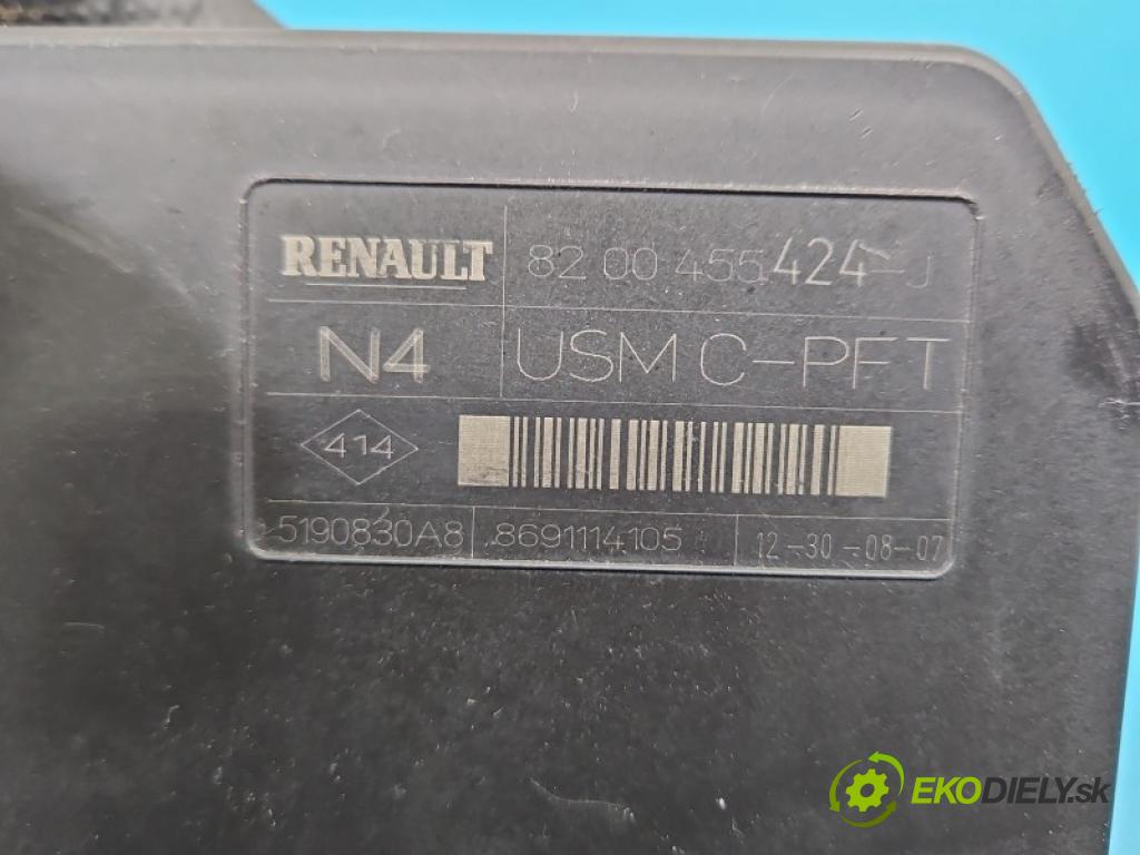 Renault Megane II 2003-2008 1.6 16V 105 hp manual 77 kW 1598 cm3 5- řídící jednotka 8200455424-J