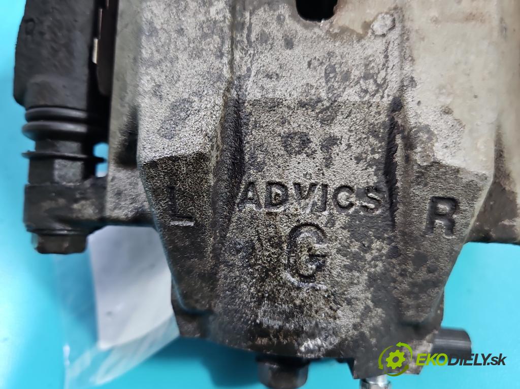 Toyota Prius II XW20 2003-2009 1.5 16V 77 HP automatic 57 kW 1497 cm3 5- brzdič predné pravý  (Kľučka dverí ostatné)