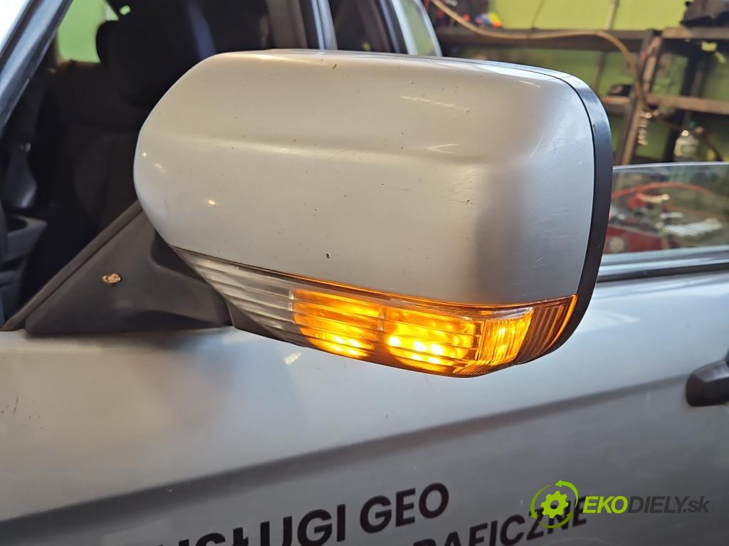 Subaru Forester II SG 2002-2008 2.0 boxer 158 HP manual 116 kW 1994 cm3 5- zrkadlo ľavé  (Kľučka dverí ostatné)