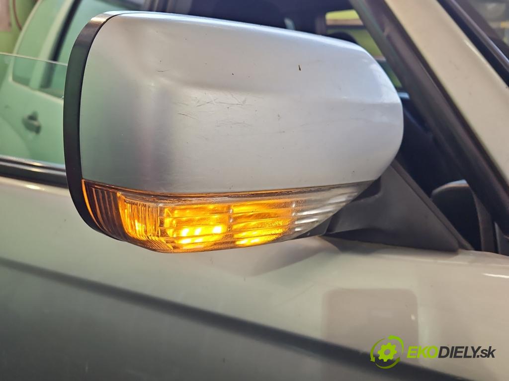Subaru Forester II SG 2002-2008 2.0 boxer 158 HP manual 116 kW 1994 cm3 5- zrkadlo pravé  (Kľučka dverí ostatné)