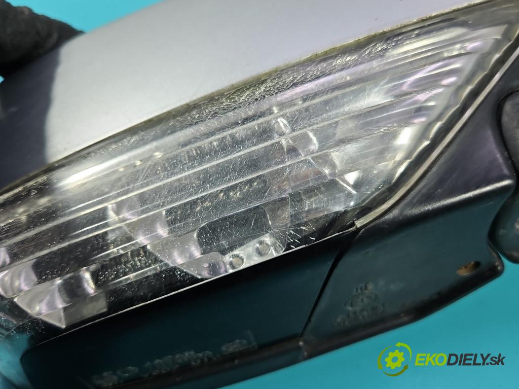 Subaru Forester II SG 2002-2008 2.0 boxer 158 hp manual 116 kW 1994 cm3 5- zpětné zrcátko pravé  (Klika dveří ostatní)