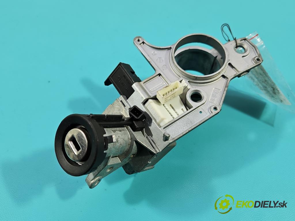 Opel Astra III 2004-2014 1.6 16V 105 HP automatic 77 kW 1598 cm3 5- Spínačka  (Spínacia skrinka)