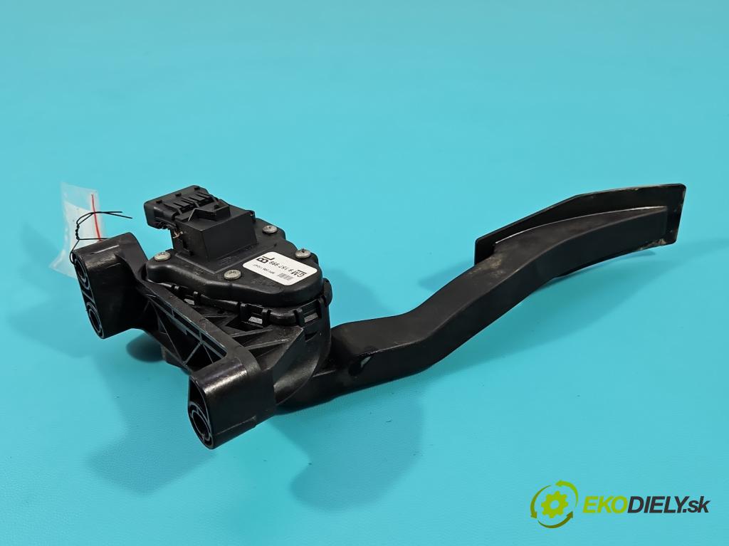 Opel Astra III 2004-2014 1.6 16V 105 hp automatic 77 kW 1598 cm3 5- pedal plyn: potenciometr: 9157999BL