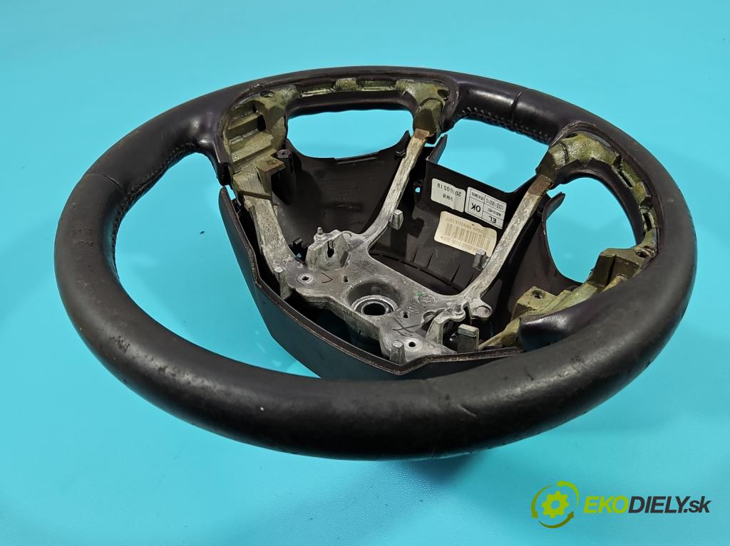 Hyundai Ix35 2.0 16V 163 HP manual 120 kW 1998 cm3 5- volant (Volant)