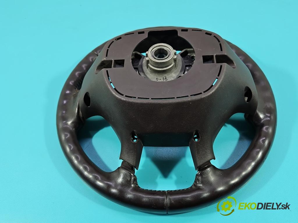 Hyundai Ix35 2.0 16V 163 HP manual 120 kW 1998 cm3 5- volant (Volant)