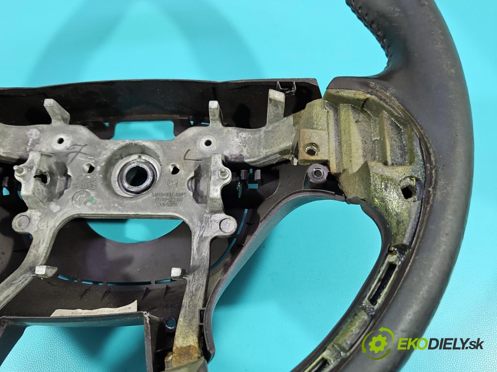 Hyundai Ix35 2.0 16V 163 HP manual 120 kW 1998 cm3 5- volant (Volant)