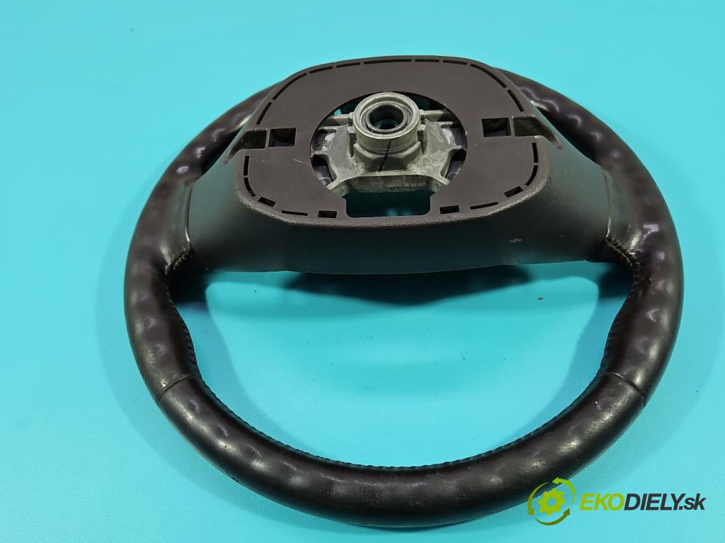Hyundai Ix35 2.0 16V 163 HP manual 120 kW 1998 cm3 5- volant (Volant)