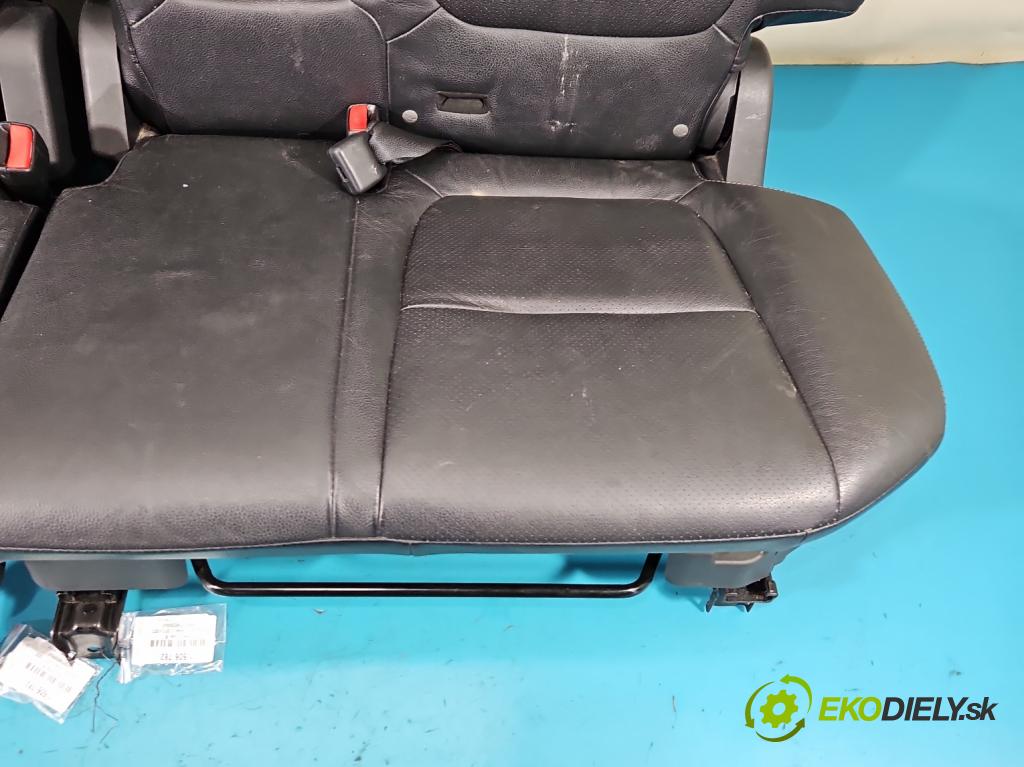 Mitsubishi Outlander III 2012-2022 2.0 16V 150 HP automatic 110 kW 1998 cm3 5- sedačke: komplet