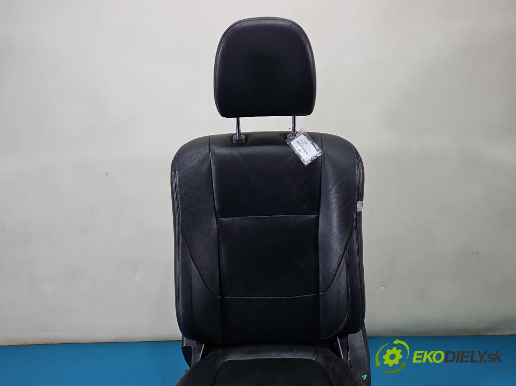 Mitsubishi Outlander III 2012-2022 2.0 16V 150 HP automatic 110 kW 1998 cm3 5- sedačke: komplet