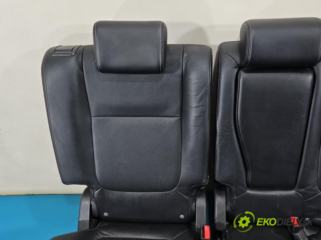 Mitsubishi Outlander III 2012-2022 2.0 16V 150 HP automatic 110 kW 1998 cm3 5- sedačke: komplet