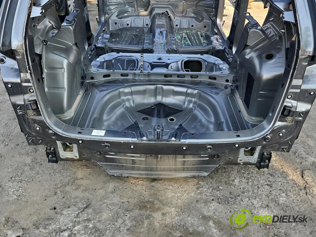 Seat Ateca 2016- 1.5 TSI 150 hp automatic 110 kW 1498 cm3 5- stěna zadní 