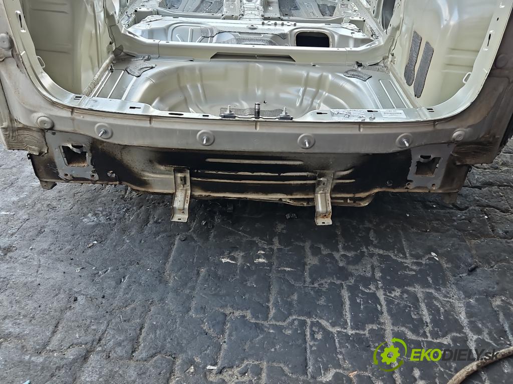 Vw Golf Sportsvan 1.4 TSI 125 HP manual 92 kW 1395 cm3 5- pas zadní:
