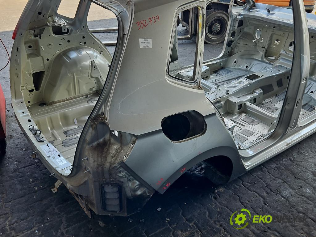 Vw Golf Sportsvan 1.4 TSI 125 HP manual 92 kW 1395 cm3 5- blatník zadné pravý 