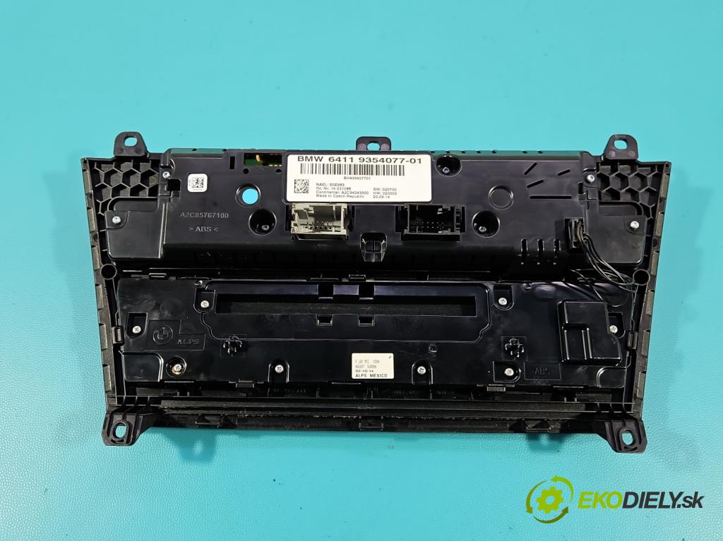 Bmw X3 F25 2010-2017 2.0 T 245KM automatic 180 kW 1997 cm3 5- panel kúrenia 9354077-01
