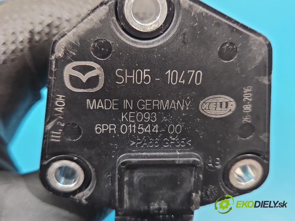 Mazda CX-3 2014-2021 1.5d 105 HP manual 77 kW 1499 cm3 5- snímač úroveň: oleja: SH05-10470 (Snímač)