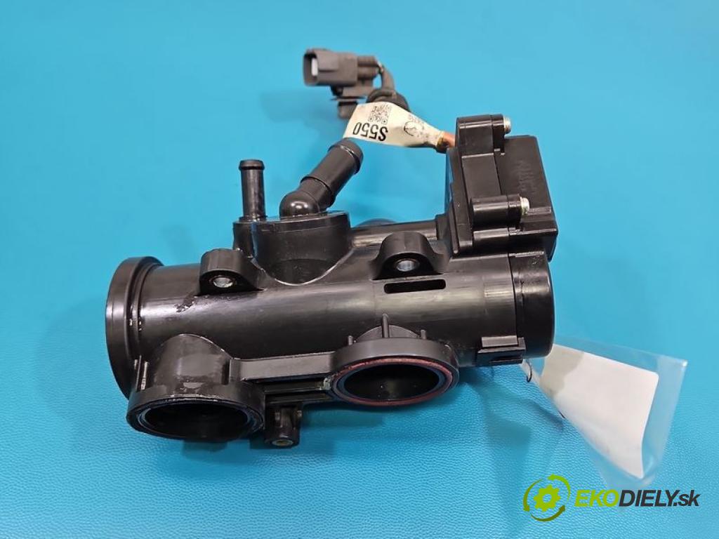 Mazda CX-3 2014-2021 1.5 105 HP manual 77 kW 1499 cm3 5- obal 17580328