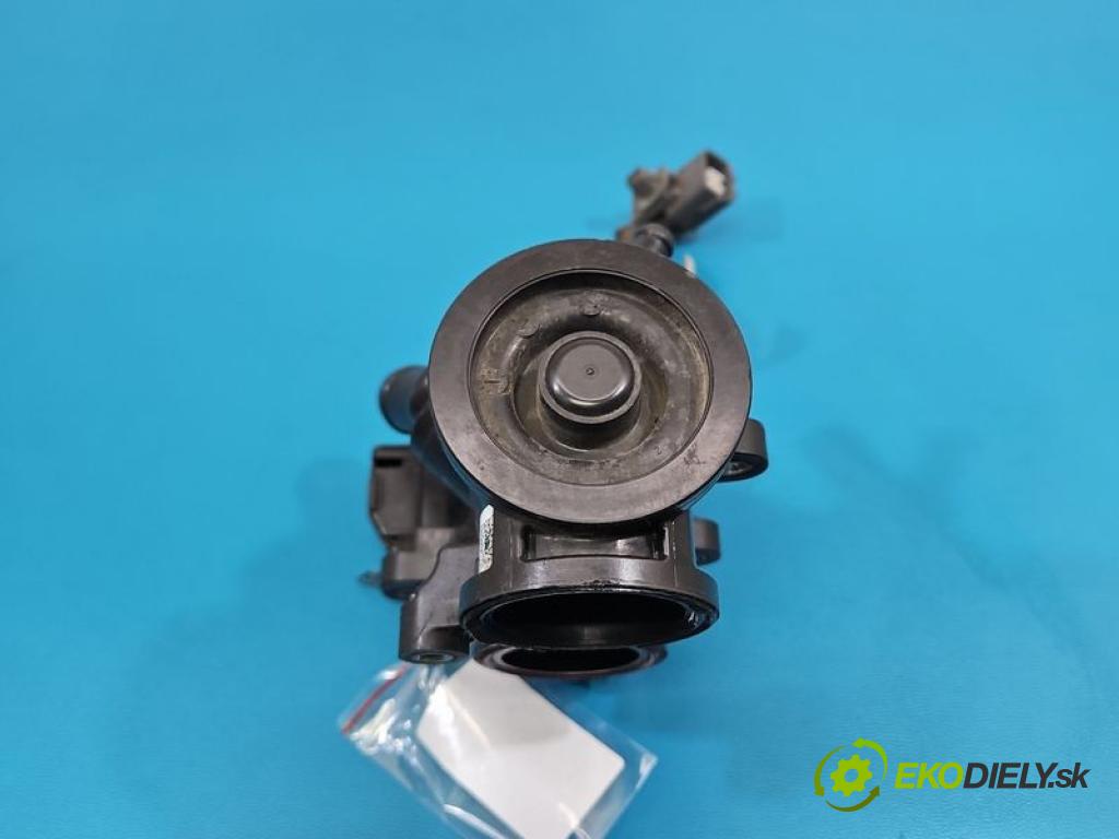 Mazda CX-3 2014-2021 1.5 105 HP manual 77 kW 1499 cm3 5- obal 17580328