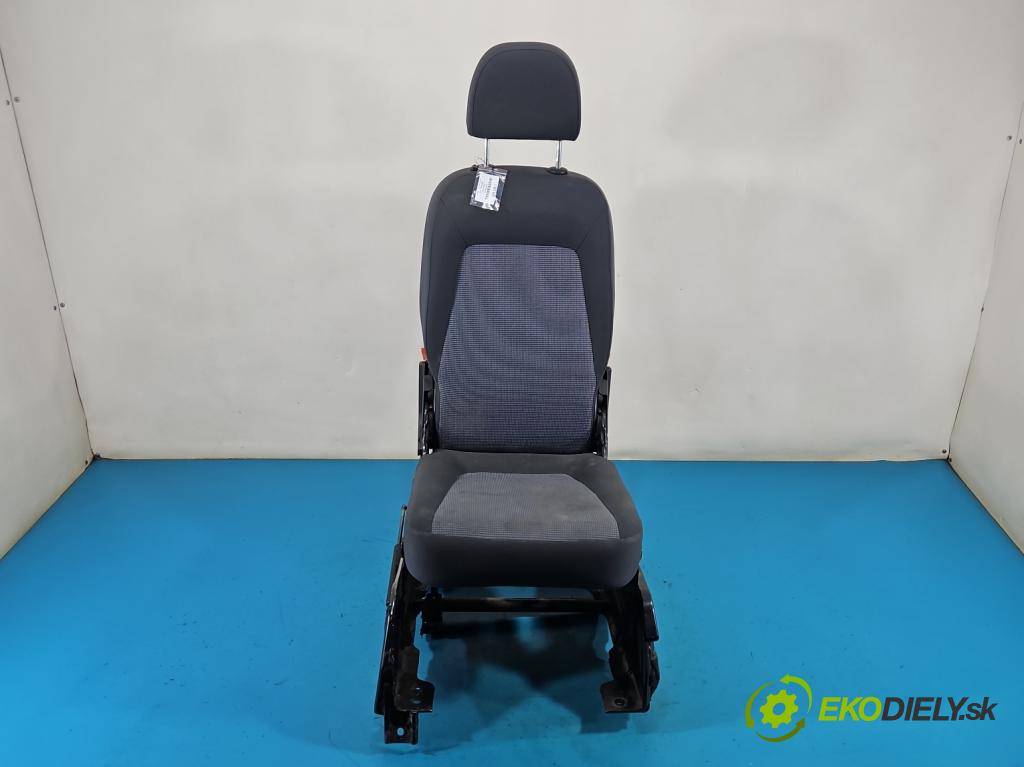 Peugeot Bipper 1.3 hdi 75 hp manual 55 kW 1248 cm3 5- Sedadlo pravý  (Sedadlo)