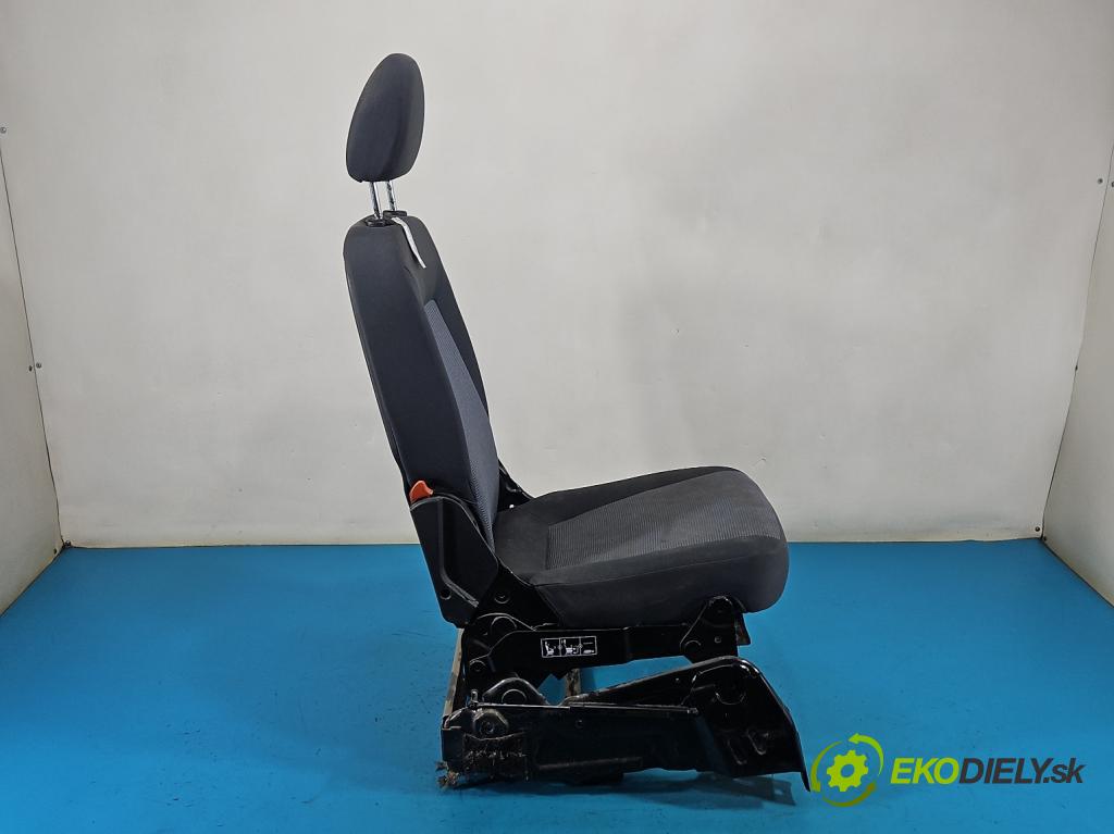 Peugeot Bipper 1.3 hdi 75 hp manual 55 kW 1248 cm3 5- Sedadlo pravý  (Sedadlo)