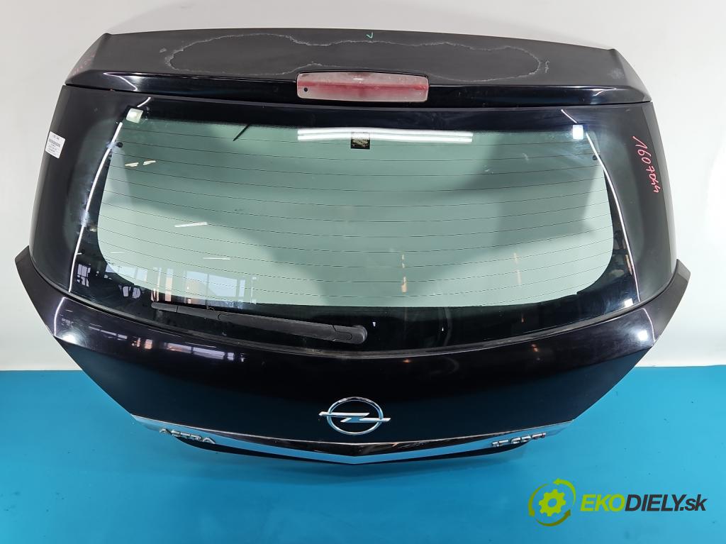 Opel Astra III 2004-2014 1.7 cdti 101 HP manual 74 kW 1686 cm3 5- zadna kufor  (Kapota zadná (kufor))