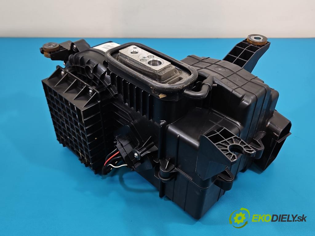 Renault Espace V 2014-2023 1.6 dci 160 hp automatic 118 kW 1598 cm3 5- radiátor 738108657R-A (Radiátor topení)