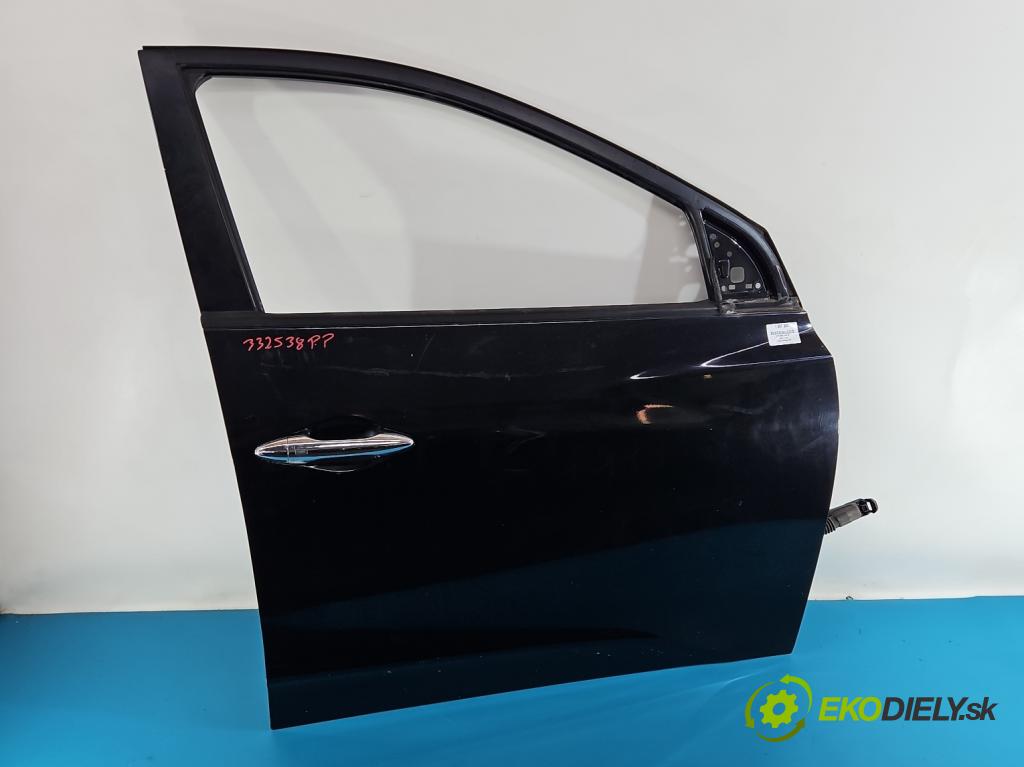 Hyundai Ix35 2.0 16V 163 hp manual 120 kW 1998 cm3 5- dveře přední pravé  (Klika dveří ostatní)