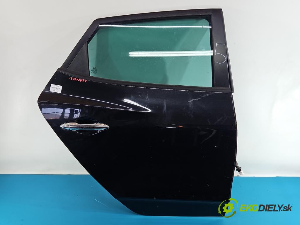 Hyundai Ix35 2.0 16V 163 HP manual 120 kW 1998 cm3 5- dvere zadné pravé  (Kľučka dverí ostatné)