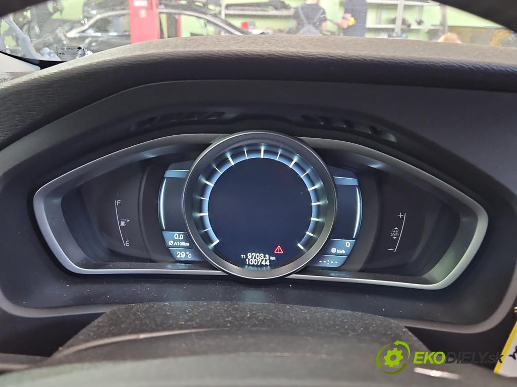 Volvo V40 II 2012-2019 1.6 T2 120 hp manual 88 kW 1596 cm3 5- Přístrojová deska 36011271 (Přístrojová deska)