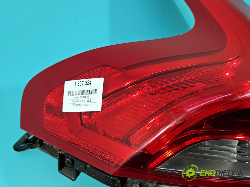 Volvo V40 II 2012-2019 1.6 T2 120 HP manual 88 kW 1596 cm3 5- svetlo / reflektor zadné ľavé 31395844 (Kľučka dverí ostatné)