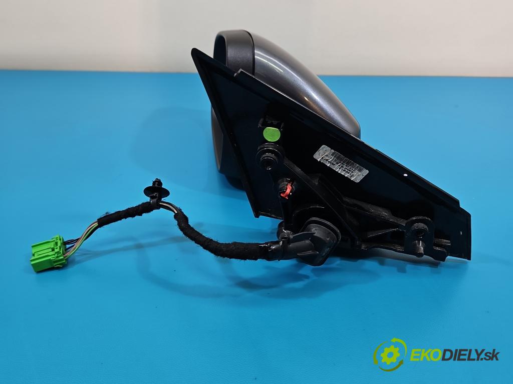Volvo V40 II 2012-2019 1.6 T2 120 hp manual 88 kW 1596 cm3 5- zpětné zrcátko levé  (Klika dveří ostatní)