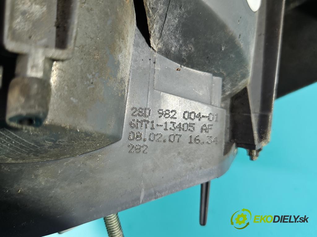Mazda 2 I 2003-2007 1.2 16V 75 HP manual 55 kW 1242 cm3 5- svetlo / reflektor zadné ľavé  (Kľučka dverí ostatné)