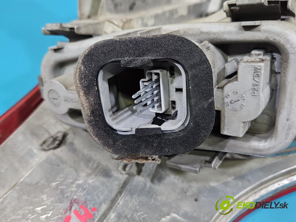 Citroen C4 Picasso I 2006-2013 1.6 hdi 109 HP manual 80 kW 1560 cm3 5- svetlo / reflektor zadné pravé 9653547480 (Kľučka dverí ostatné)