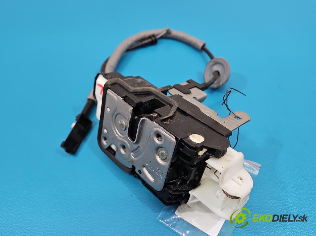 Volvo V40 II 2012-2019 1.6 T2 120 HP manual 88 kW 1596 cm3 5- zámok zadné ľavý 31391830