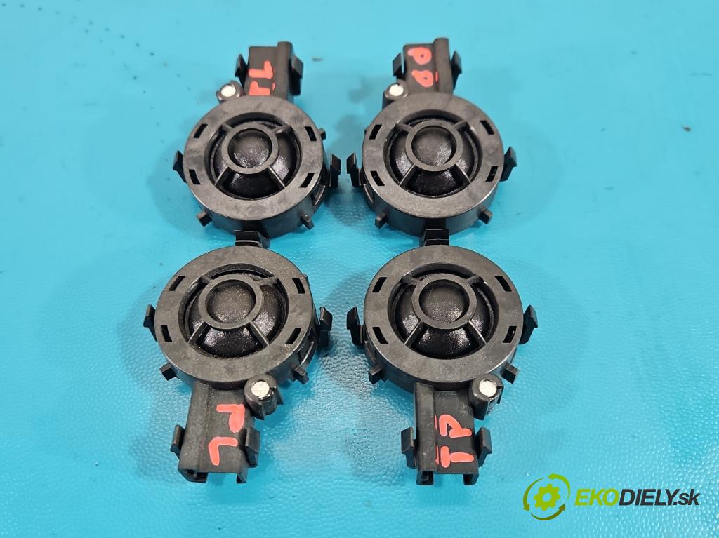 Volvo V40 II 2012-2019 1.6 T2 120 hp manual 88 kW 1596 cm3 5- reproduktory komplet 30657445