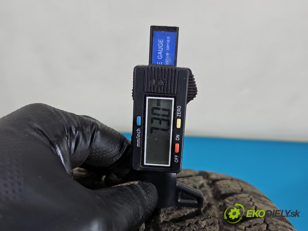 Audi A4 B5 1994-2001 1.8 T 150 HP manual 110 kW 1781 cm3 5- pneumatika zimné pár