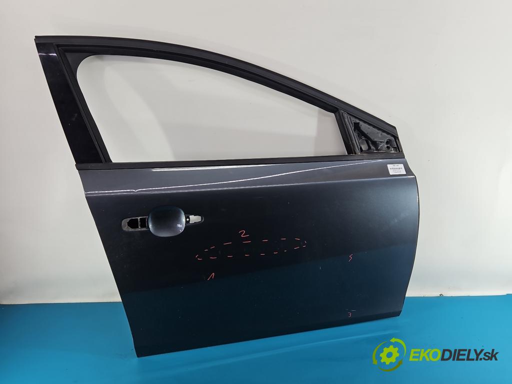 Volvo V40 II 2012-2019 1.6 T2 120 HP manual 88 kW 1596 cm3 5- dvere predné pravé  (Kľučka dverí ostatné)