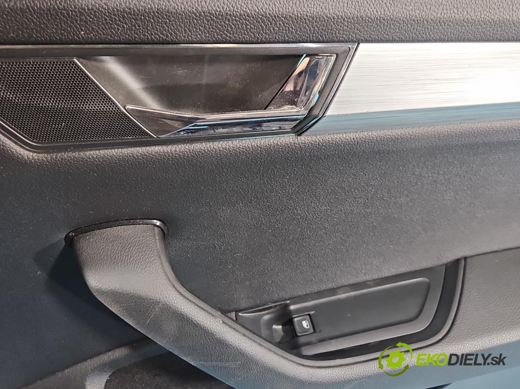 Skoda Superb III 2015-2024 1.5 TSI 150 hp automatic 110 kW 1498 cm3 5- Tapacír: dveře zadní pravé 3V5867212