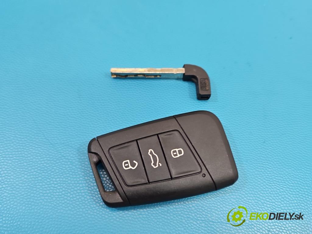 Skoda Superb III 2015-2024 1.5 TSI 150 hp automatic 110 kW 1498 cm3 5- klika přední levé 7P6837885 (Vnější přední levá klika dveří)