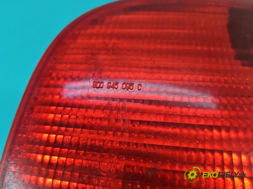 Audi A4 B5 1994-2001 1.8 20V 125 HP manual 92 kW 1781 cm3 4- svetlo / reflektor zadné ľavé  (Kľučka dverí ostatné)
