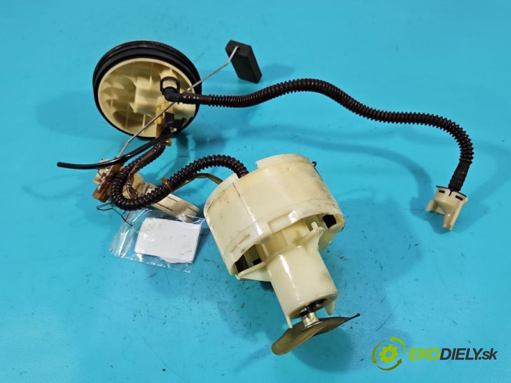 Audi A4 B5 1994-2001 1.8 20V 125 hp manual 92 kW 1781 cm3 4- čerpadlo paliva 8D0201319
