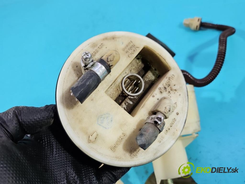 Audi A4 B5 1994-2001 1.8 20V 125 hp manual 92 kW 1781 cm3 4- čerpadlo paliva 8D0201319