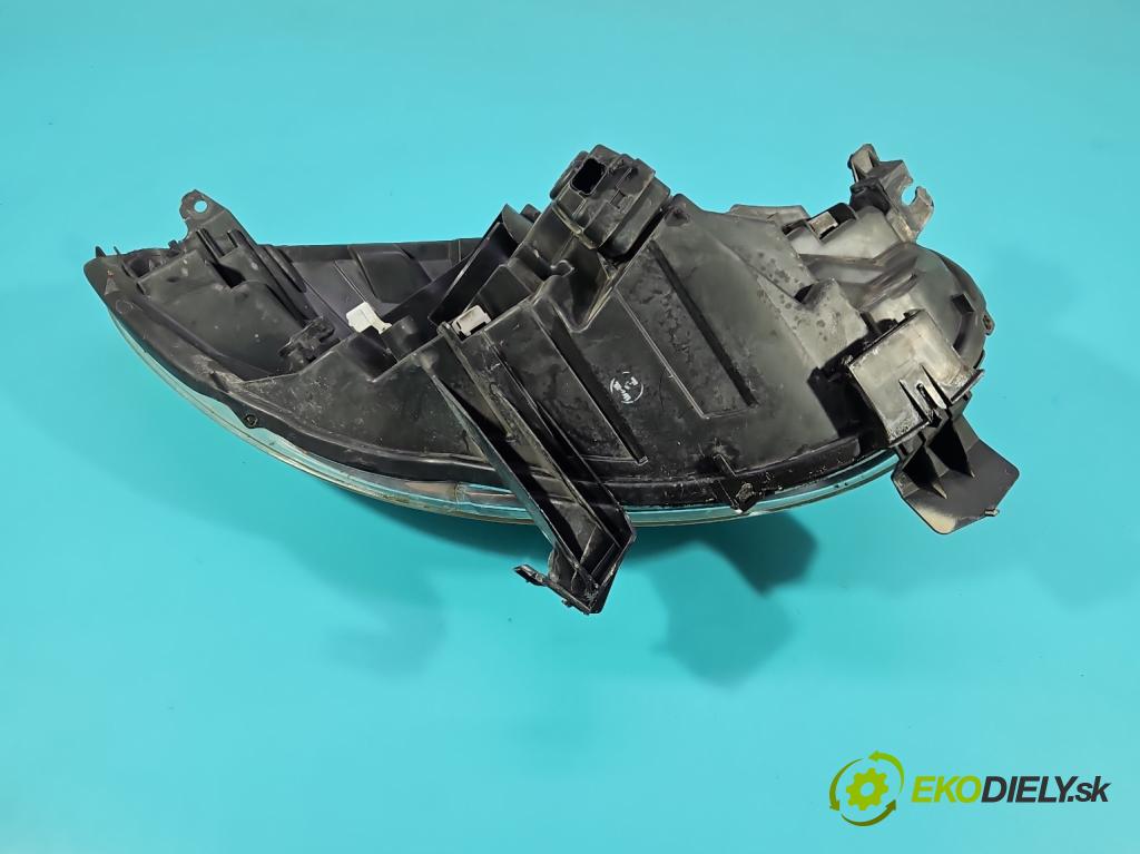 Citroen C1 I 2005-2014 1.0 12V 68 HP manual 50 kW 998 cm3 3- Reflektor: ľavý 89032402 (Kľučka dverí ostatné)