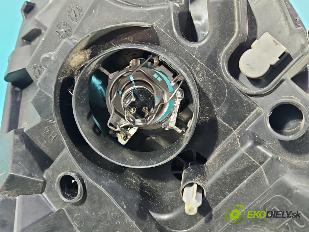 Citroen C1 I 2005-2014 1.0 12V 68 HP manual 50 kW 998 cm3 3- Reflektor: ľavý 89032402 (Kľučka dverí ostatné)