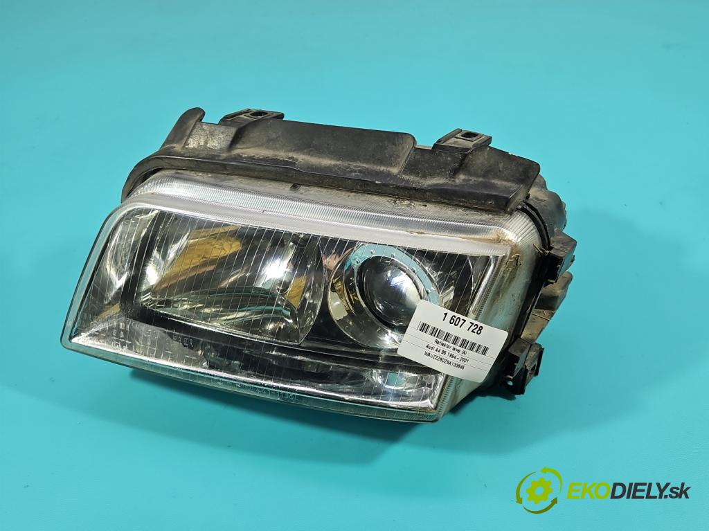 Audi A4 B5 1994-2001 1.8 20V 125 HP manual 92 kW 1781 cm3 4- Reflektor: ľavý  (Kľučka dverí ostatné)
