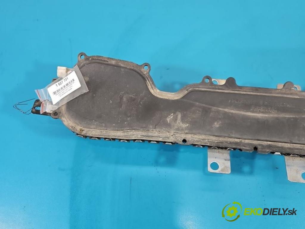 Volvo V40 II 2012-2019 1.6 T2 120 HP manual 88 kW 1596 cm3 5- airbag vzduch: ostatné 31305431