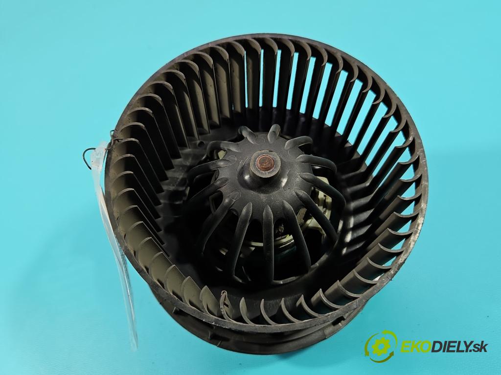 Renault Clio III 2005-2012 1.2 TCE: 101 HP manual 74 kW 1149 cm3 5- ventilátor vzduchu